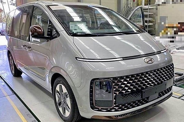 Details Hyundai Staria Lounge 2021 From 556 Match Kia Sedona Alexwa Com [ 533 x 800 Pixel ]