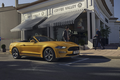 Ford Mustang Convertible California Special động cơ V8 đến châu Âu