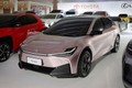 Toyota bZ5 - xe điện với kích thước như Camry "lộ hàng" trên phố