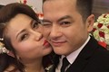 Hoàng Anh và vợ Việt kiều ôm hôn thắm thiết trong lễ cưới 