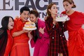 Nam Trung - Minh Hằng đón sinh nhật trên trường quay The Face 2018