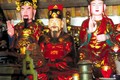 Hoàng đế nào lấy 4 vợ ngoại quốc, nhiều con làm vua nhất sử Việt?