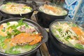 Khám phá quán mì niêu hải sản tại phố cổ Hà Nội, ngày bán 500 suất