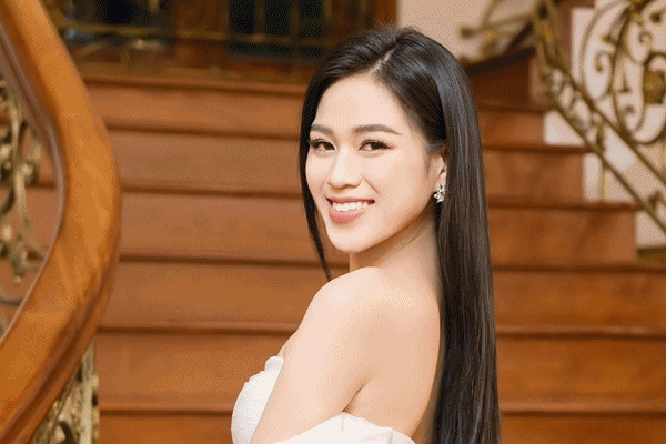 Hoa hậu Việt Nam 2020 Đỗ Thị Hà ngày càng gợi cảm