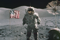 Vì sao phi hành gia làm nhiệm vụ trên Mặt trăng đều mắc “bệnh lạ"? 