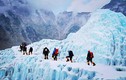 Sự thật gây sốc về hành trình chinh phục đỉnh Everest