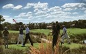 Tận mắt tài “ngoại giao sân golf” của Tổng thống Trump tại Nhật