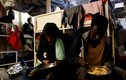 Cuộc sống di dân “kẹt” trên tàu cứu hộ giữa Địa Trung Hải