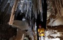 Đột nhập hang muối dài nhất thế giới ở Israel
