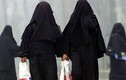 Sự thật gây sốc về tấm khăn trùm đầu của phụ nữ Hồi giáo