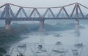 Những khoảnh khắc đẹp bình dị của cầu Long Biên