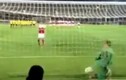 Cười đau ruột với thủ môn bắt penalty
