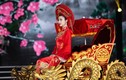 Sao Việt đẹp “bấn loạn” trong trang phục Thánh Mẫu