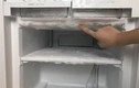 Mẹo dọn đá tủ lạnh nhanh, không cần dùng sức