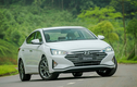 Hyundai Elantra giảm tới 60 triệu đồng, "xả hàng" đón bản mới?