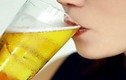 12 cách uống bia sai lầm chết người