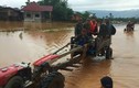 3 ngày sau vụ vỡ đập thủy điện ở Lào: Huyện Sanamxay vẫn ngập sâu trong bùn đỏ 