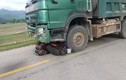 Điện Biên: Va chạm với xe tải 2 mẹ con thương vong