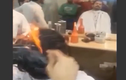 Không thể rời mắt trước màn làm tóc bằng lửa tại Ấn Độ