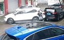Video: Nhầm chân ga, ô tô con suýt đâm trúng người phụ nữ đi bộ