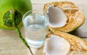 Cách giải nhiệt, chữa say nắng với nước dừa