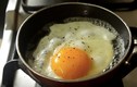 3 sai lầm khi ăn trứng vào buổi sáng dễ tạo sỏi dạ dày