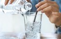 Nước ấm, nước lạnh: Uống thời điểm nào cho thích hợp?