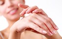 5 cách chăm sóc da tay mịn màng có thể các nàng chưa biết