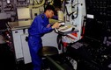 Ảnh hiếm nội thất tàu ngầm hiện đại nhất Nhật Bản 