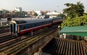 Tàu hỏa tuyến Lào Cai-HN lại bị trật bánh tại ga Yên Viên