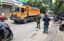 Hà Nội: Thanh niên 9x bị xe tải kéo lê 20m, tử vong thương tâm
