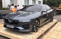 Cận cảnh sedan VinFast Lux A2.0 đầu tiên tại Hà Nội 