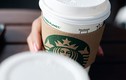 Nhân viên Starbucks pha chế đồ uống khiến khách hàng dị ứng nặng với các loại hạt