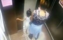 Video: Mẹ mải dùng điện thoại, con gái bị kẹt tay vào cửa thang máy