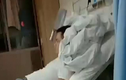 Video: Kinh hãi người đàn ông tới BV với nguyên con dao trên đầu