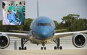 Nội soi “siêu máy bay”chở bệnh nhân phi công Anh về nước