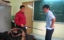 Phẫn nộ giáo viên tra tấn đổ nước vào miệng học sinh