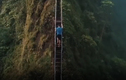 Du khách bất chấp tính mạng và 1.000 USD để leo lên thiên đường 