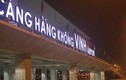 Video: Hy hữu người tâm thần đột nhập sân bay Vinh, lên máy bay VNA sắp cất cánh