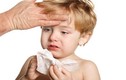 Phòng bệnh hô hấp cho trẻ nhỏ trong ngày trời nồm ẩm