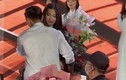 Văn Hậu ôm bạn gái tin đồn sau Hoa hậu Việt Nam 2020