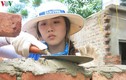 Chùm ảnh gái Hàn Quốc sang Việt Nam làm...thợ xây 