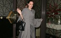 Diện đồ đắt tiền hay bình dân, Angelina Jolie vẫn thu hút mọi ánh nhìn