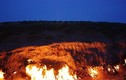 Video: “Hỏa Diệm Sơn” cháy suốt 4.000 năm, mưa lớn cũng không thể dập tắt