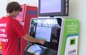 Video: Chiếc máy ATM tự động thu mua điện thoại cũ