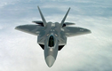 Video cận cảnh siêu chiến đấu cơ F-22 Raptor nhào lộn trên không