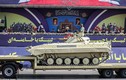 Giữa căng thẳng với Mỹ, quân đội Iran duyệt binh phô diễn sức mạnh