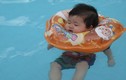 Phao cổ cho trẻ khi bơi có nguy cơ gây chết người