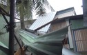 Giông lốc kinh hoàng, hàng loạt nhà dân ở TP HCM thiệt hại nặng nề