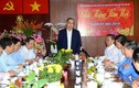 Bí thư TP HCM Nguyễn Thiện Nhân chúc Tết tại quận Bình Tân